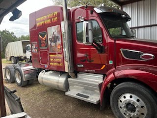 Peterbilt Model 579